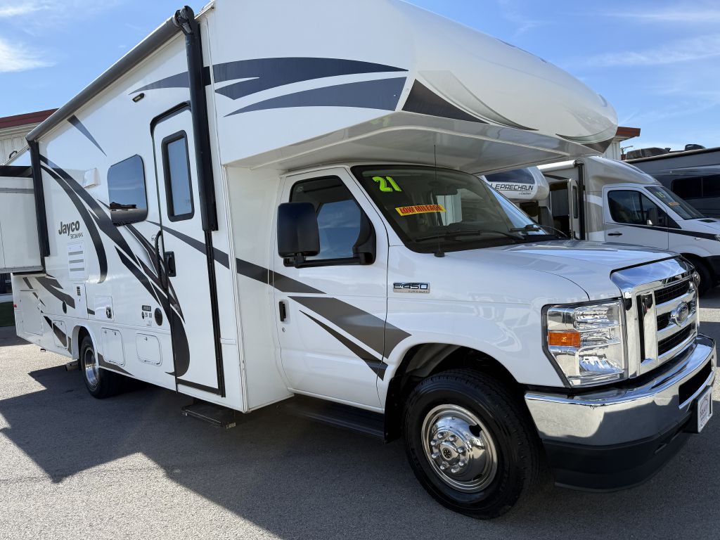 2021 Ford Econoline Image 4