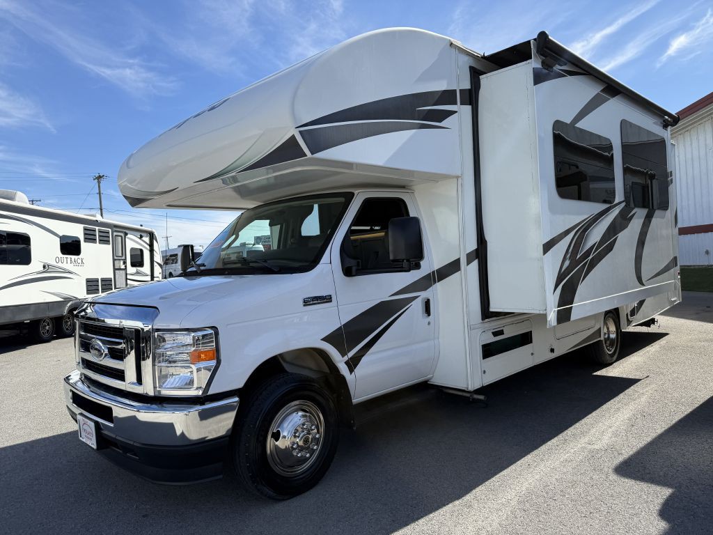 2021 Ford Econoline Image 8