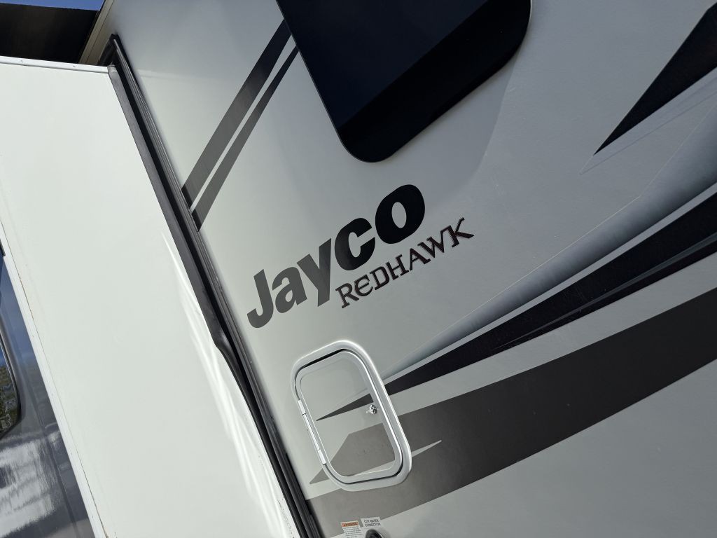 2021 Ford Econoline Image 31