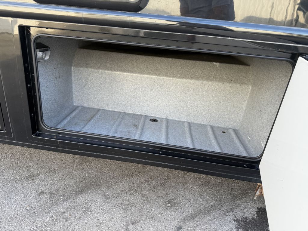 2018 Ford Econoline Image 16