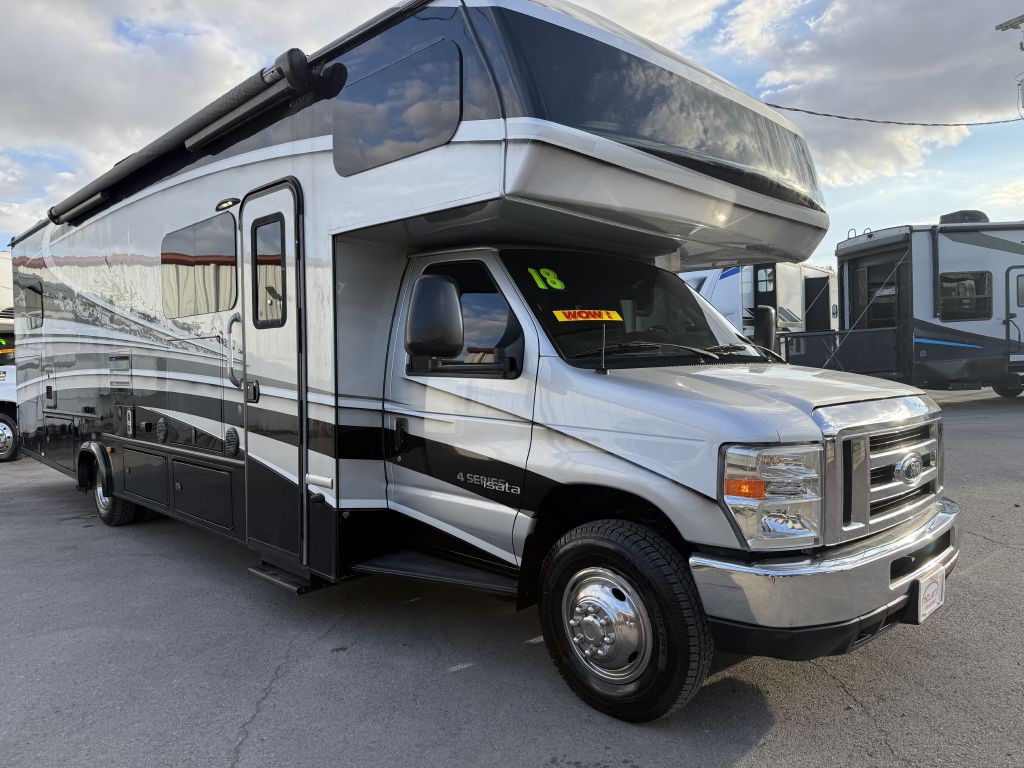 2018 Ford Econoline Image 37