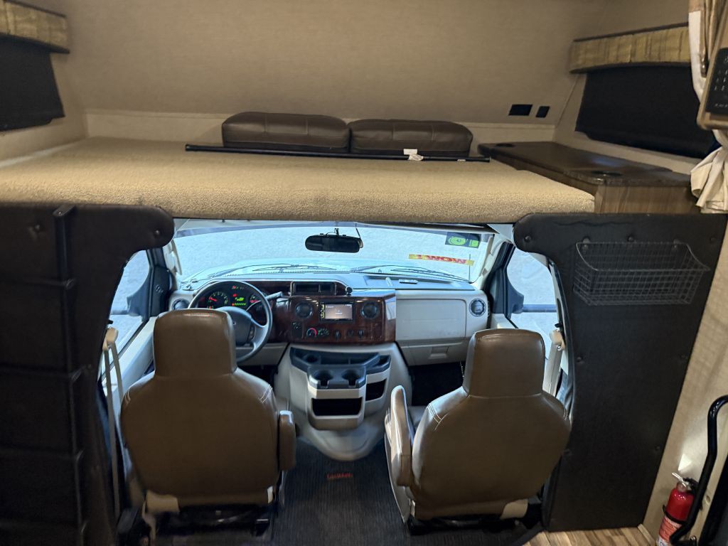 2018 Ford Econoline Image 56