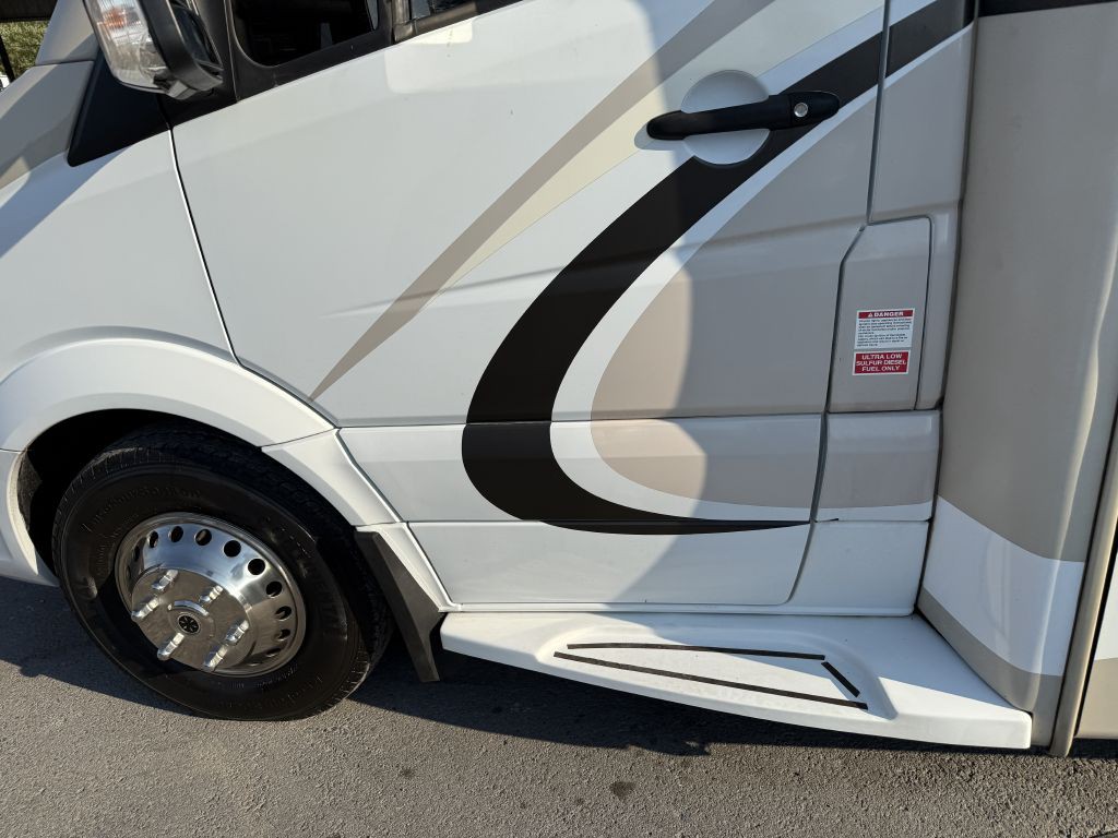 2018 Mercedes-Benz Sprinter Image 12