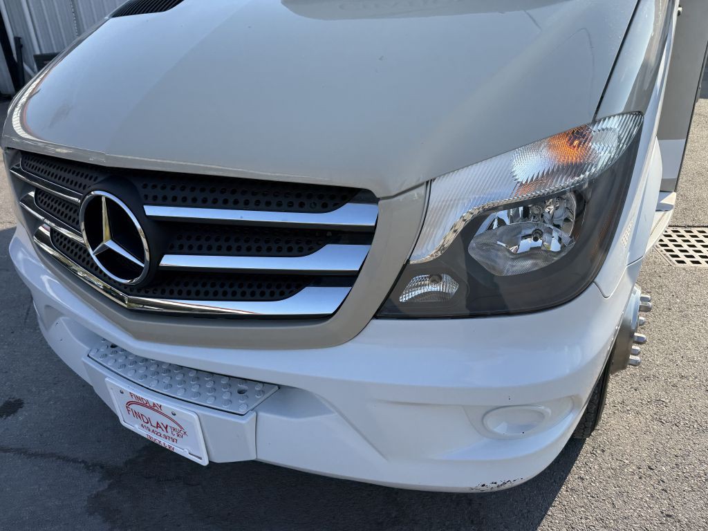2018 Mercedes-Benz Sprinter Image 17