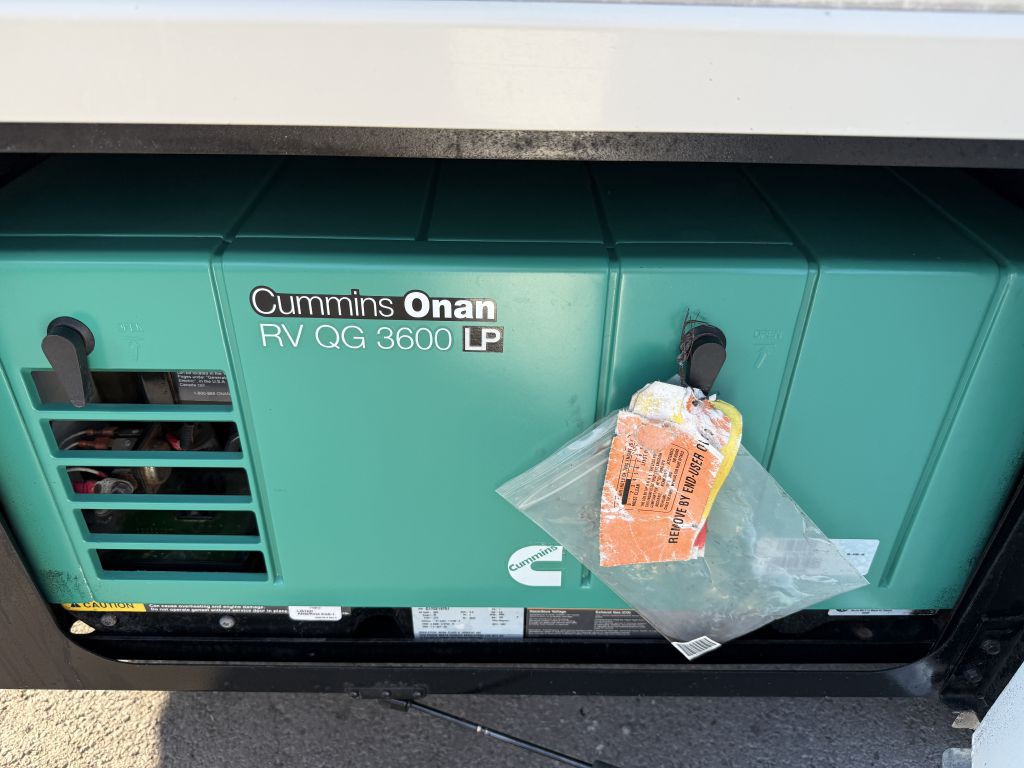 2018 Mercedes-Benz Sprinter Image 23