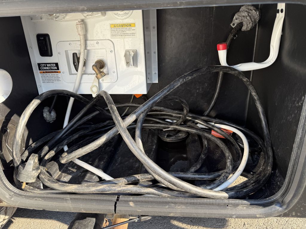 2018 Mercedes-Benz Sprinter Image 28
