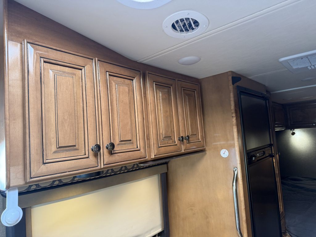 2018 Mercedes-Benz Sprinter Image 38