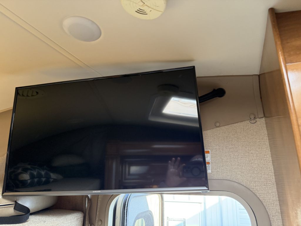 2018 Mercedes-Benz Sprinter Image 41