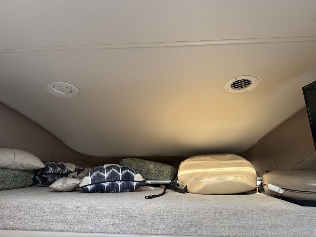 2018 Mercedes-Benz Sprinter Image 42
