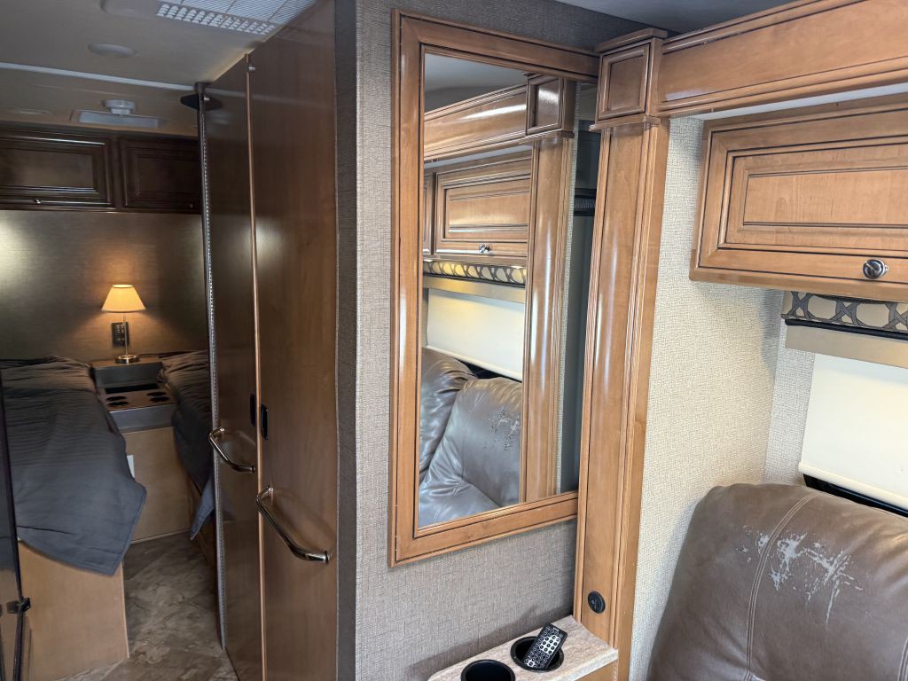 2018 Mercedes-Benz Sprinter Image 46