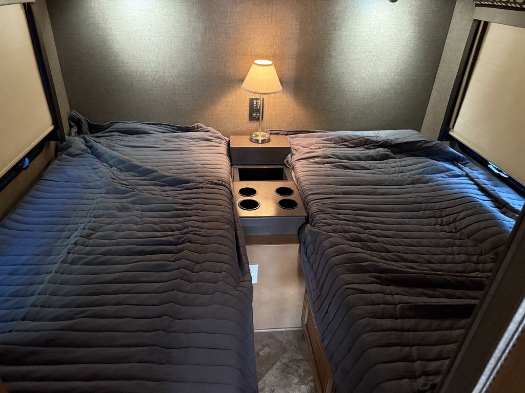 2018 Mercedes-Benz Sprinter Image 49