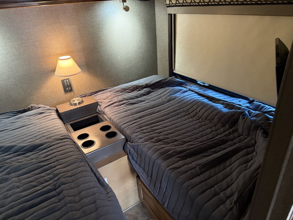 2018 Mercedes-Benz Sprinter Image 50