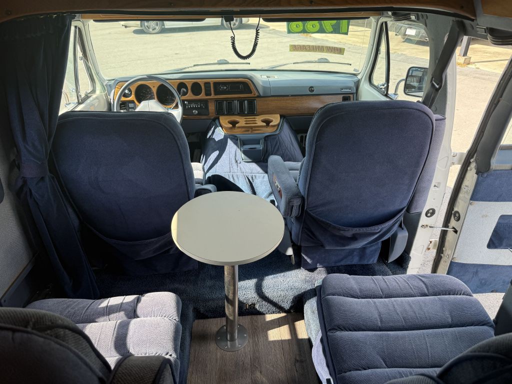 1988 Dodge Ram Van Image 39