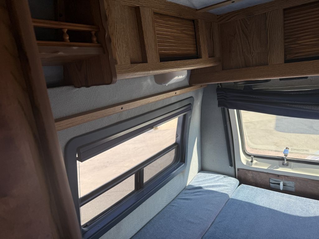 1988 Dodge Ram Van Image 48