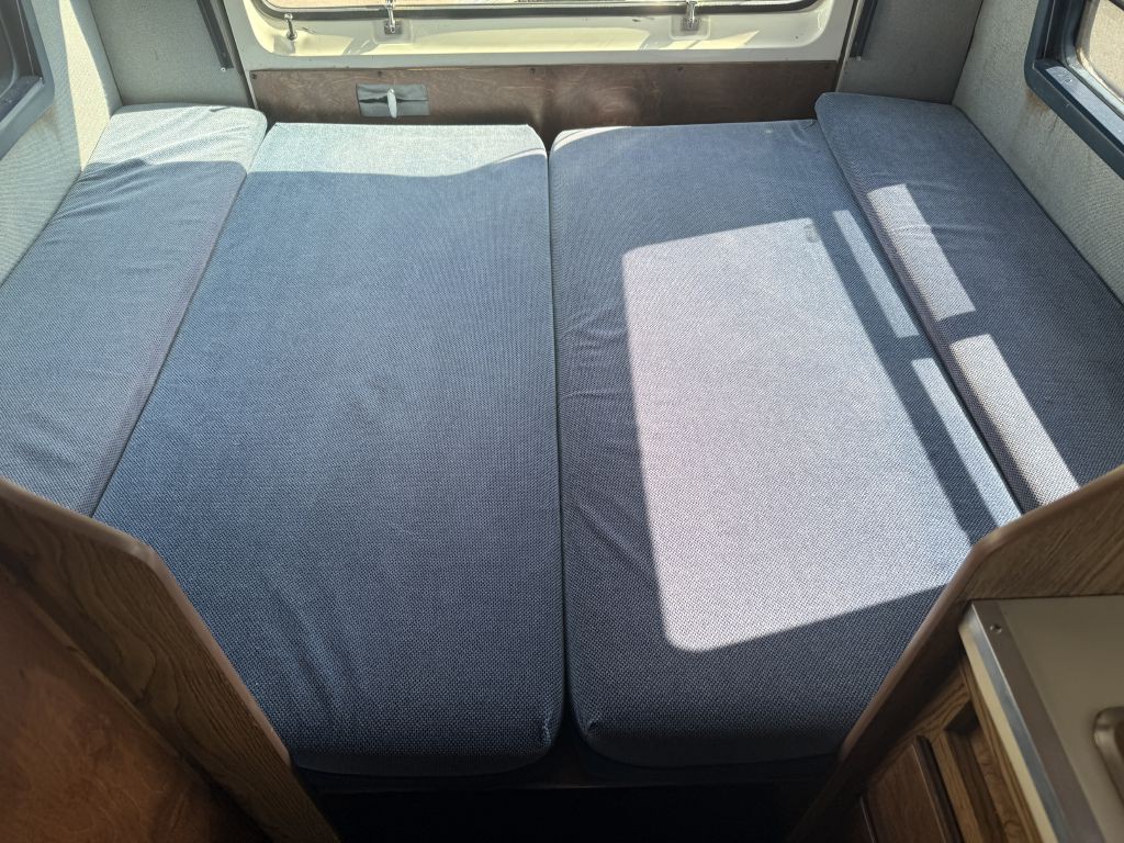 1988 Dodge Ram Van Image 51