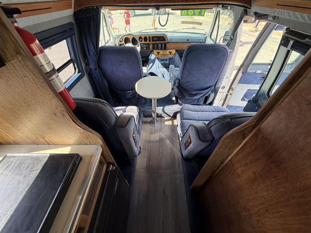 1988 Dodge Ram Van Image 54