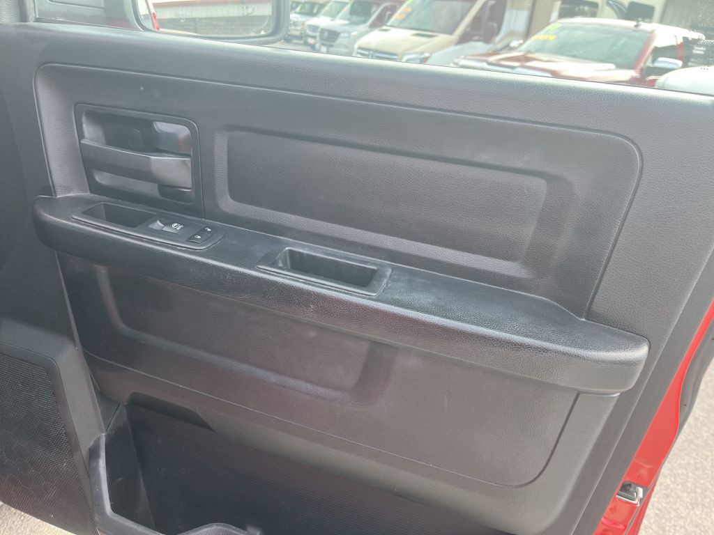 2019 RAM 1500 Image 12