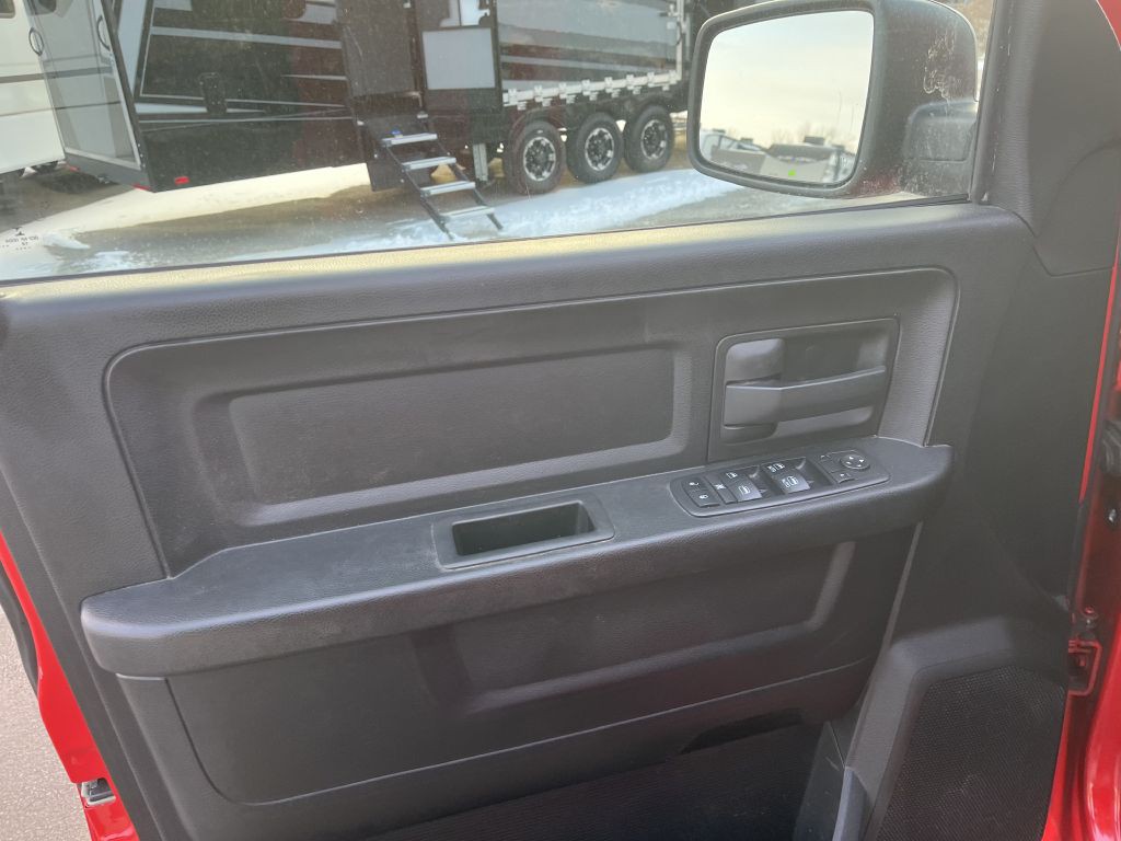 2019 RAM 1500 Image 17