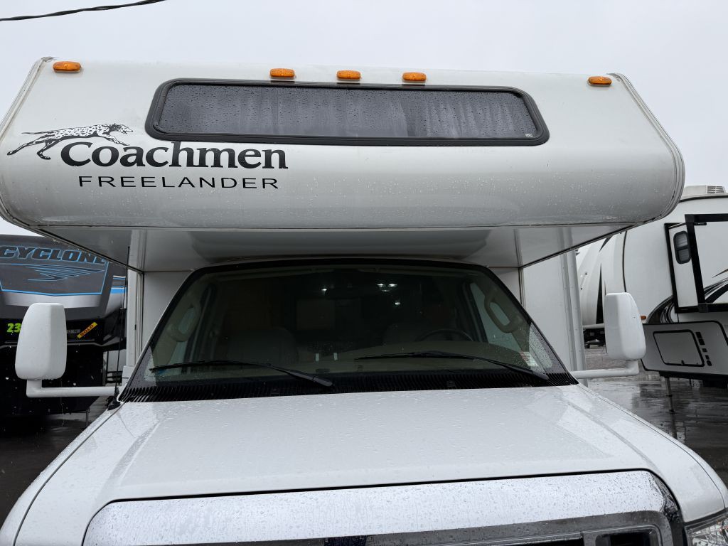 2009 Ford Econoline Image 32