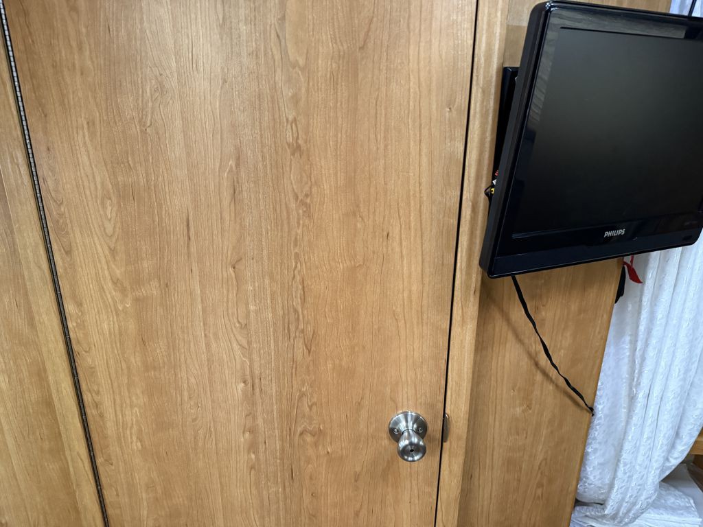 2009 Ford Econoline Image 61