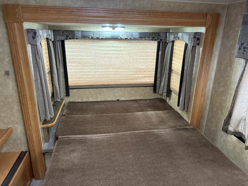 2009 Ford Econoline Image 69