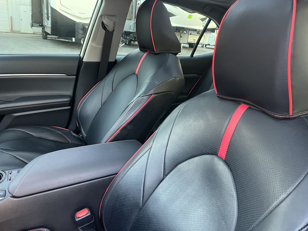 2024 Toyota Camry Image 20