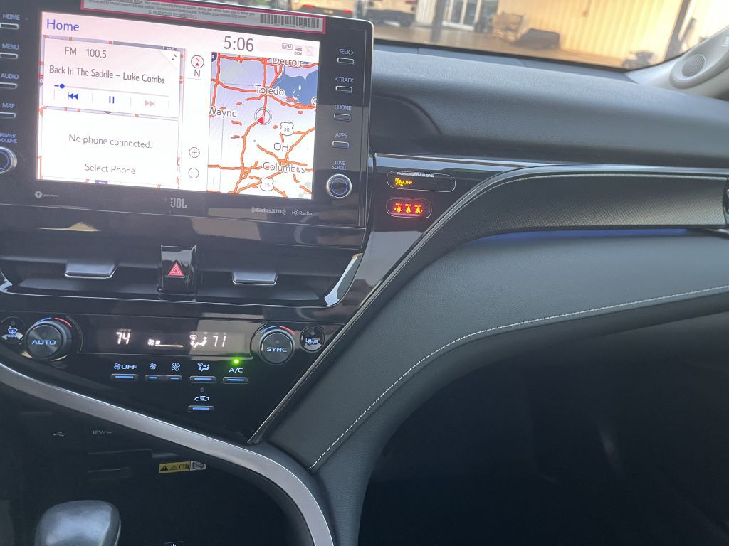 2024 Toyota Camry Image 32