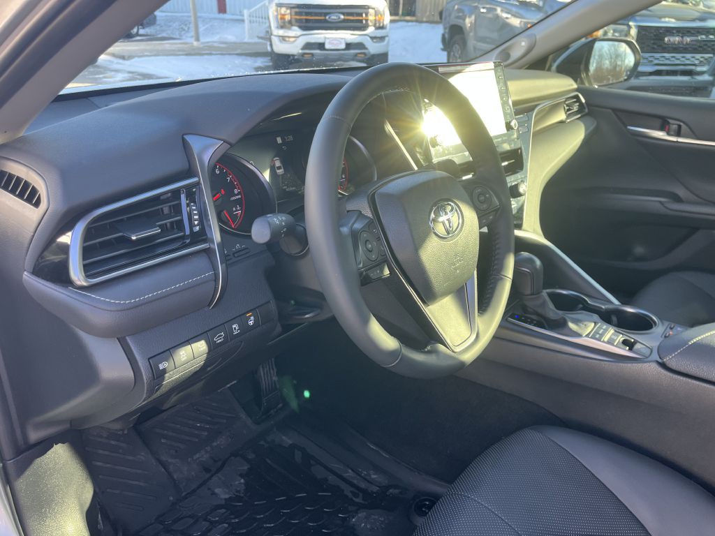 2024 Toyota Camry Image 19