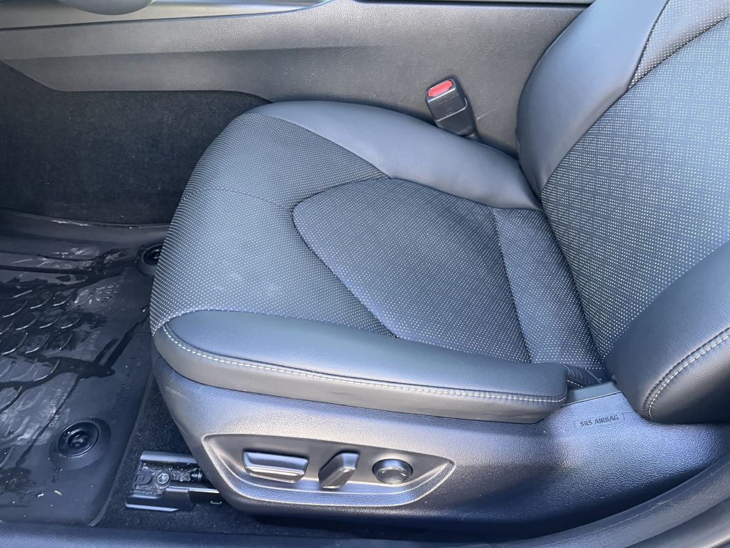 2024 Toyota Camry Image 23