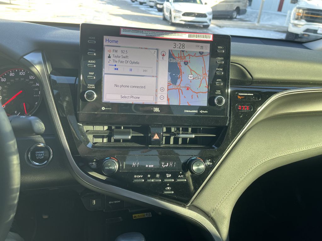 2024 Toyota Camry Image 31