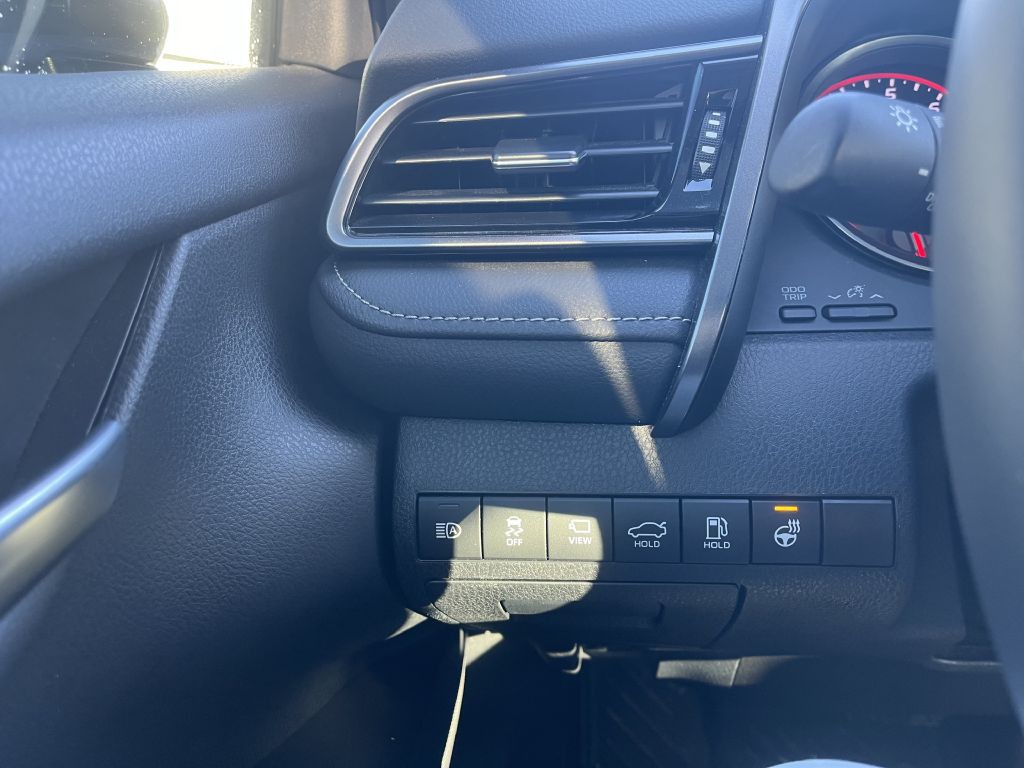 2024 Toyota Camry Image 41