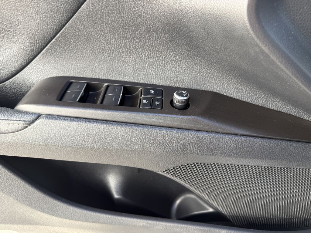 2024 Toyota Camry Image 33