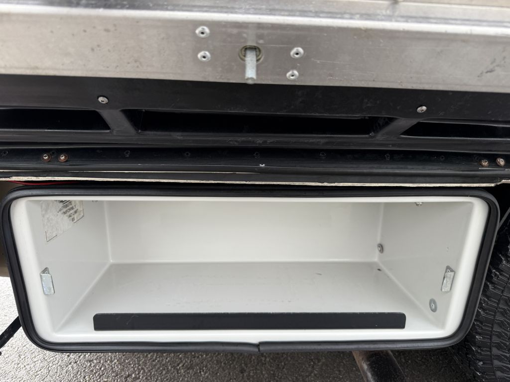 2013 Chevrolet Express Image 16