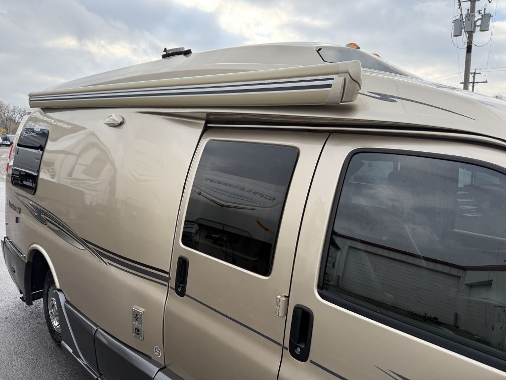 2013 Chevrolet Express Image 19