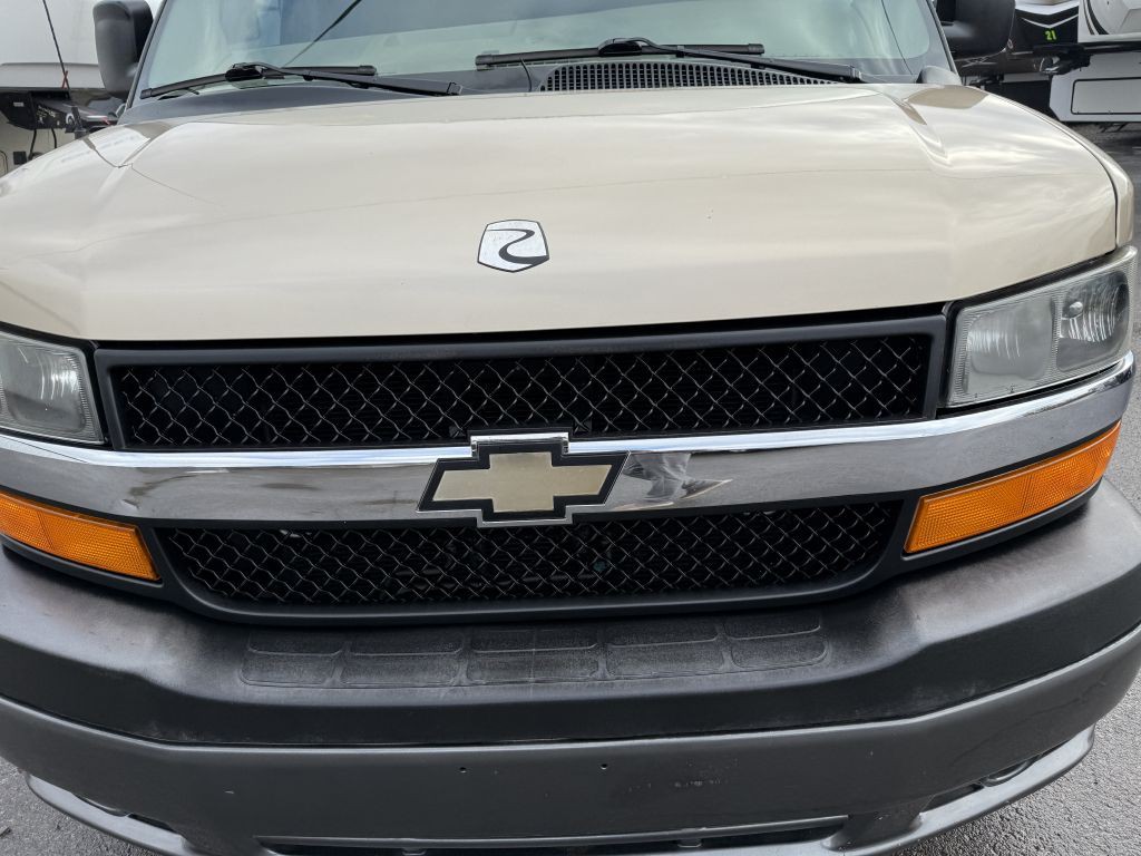 2013 Chevrolet Express Image 21