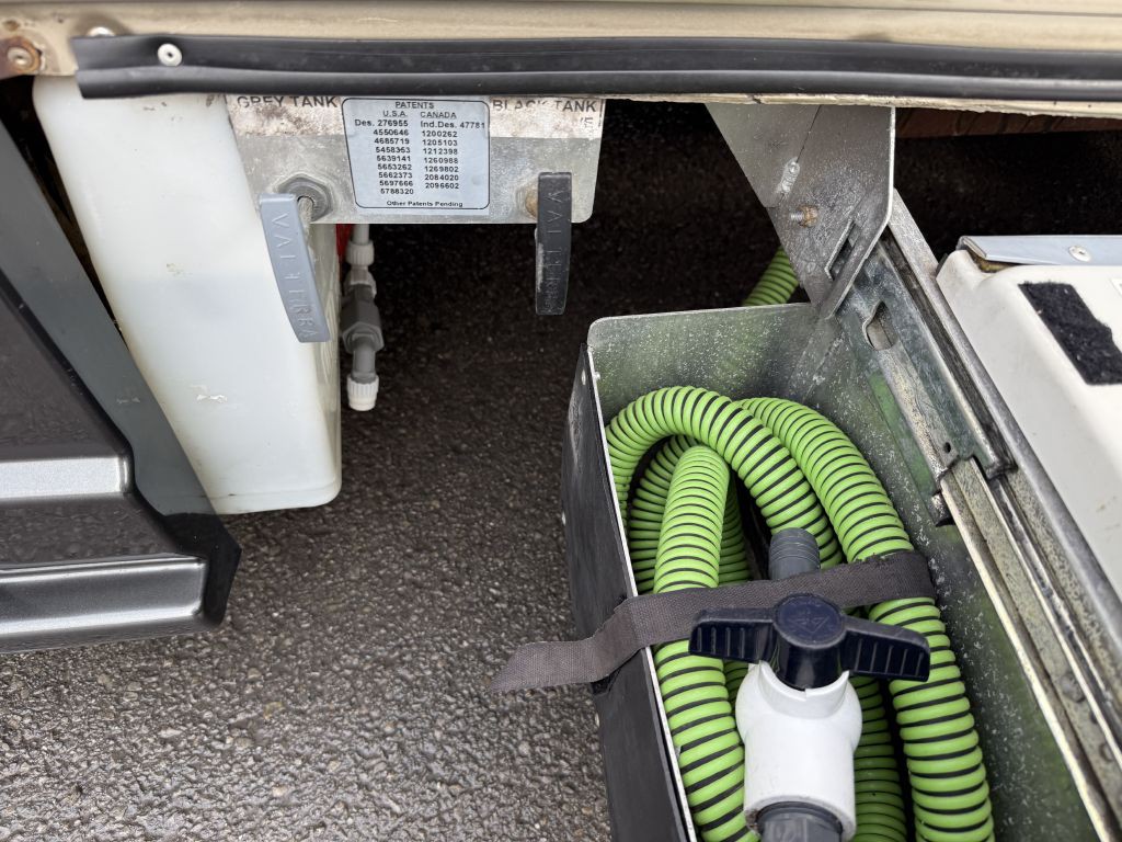 2013 Chevrolet Express Image 29