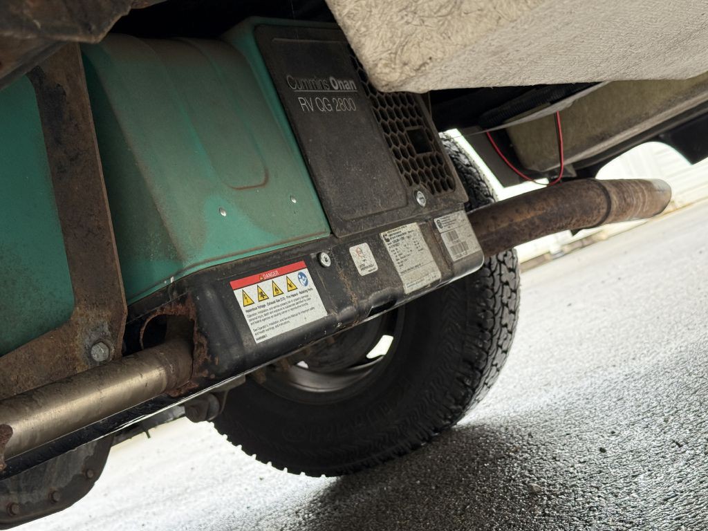 2013 Chevrolet Express Image 32