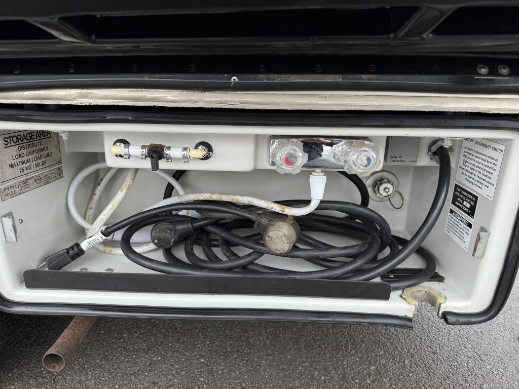 2013 Chevrolet Express Image 33