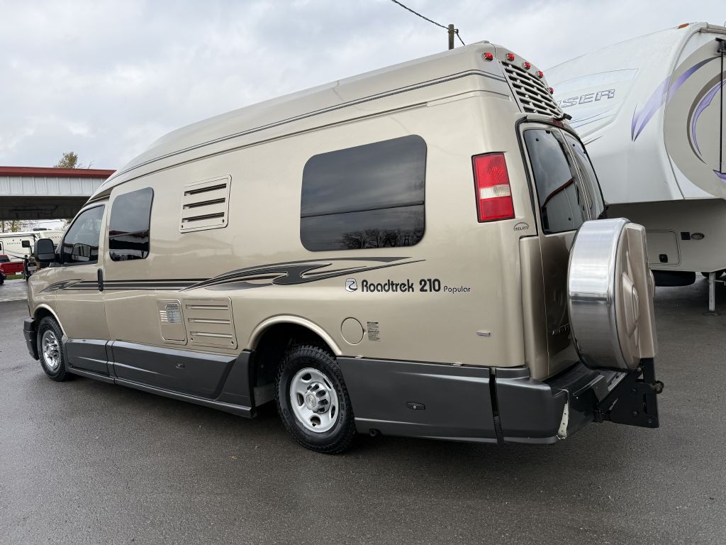 2013 Chevrolet Express Image 35