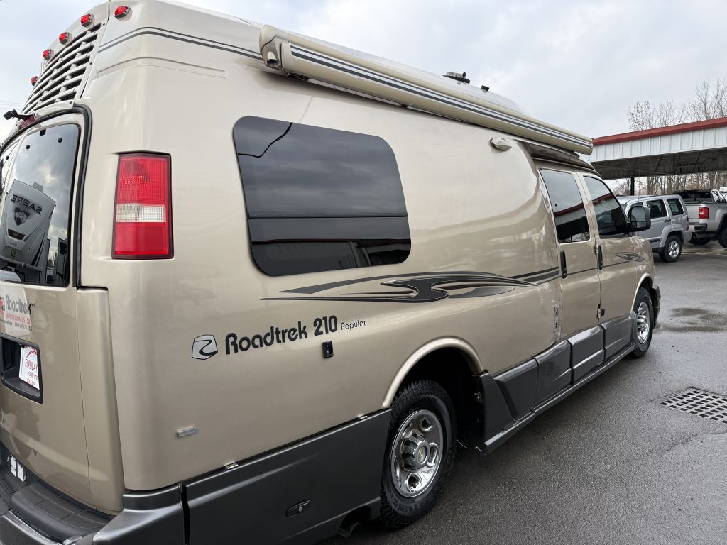 2013 Chevrolet Express Image 38