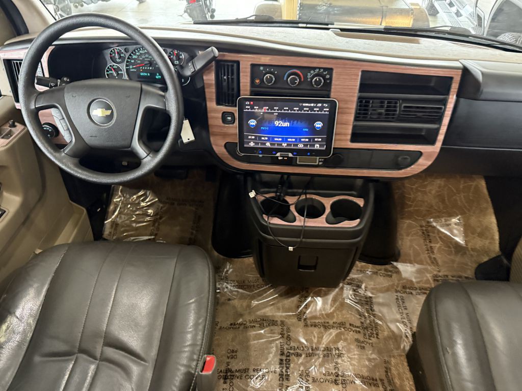 2013 Chevrolet Express Image 50