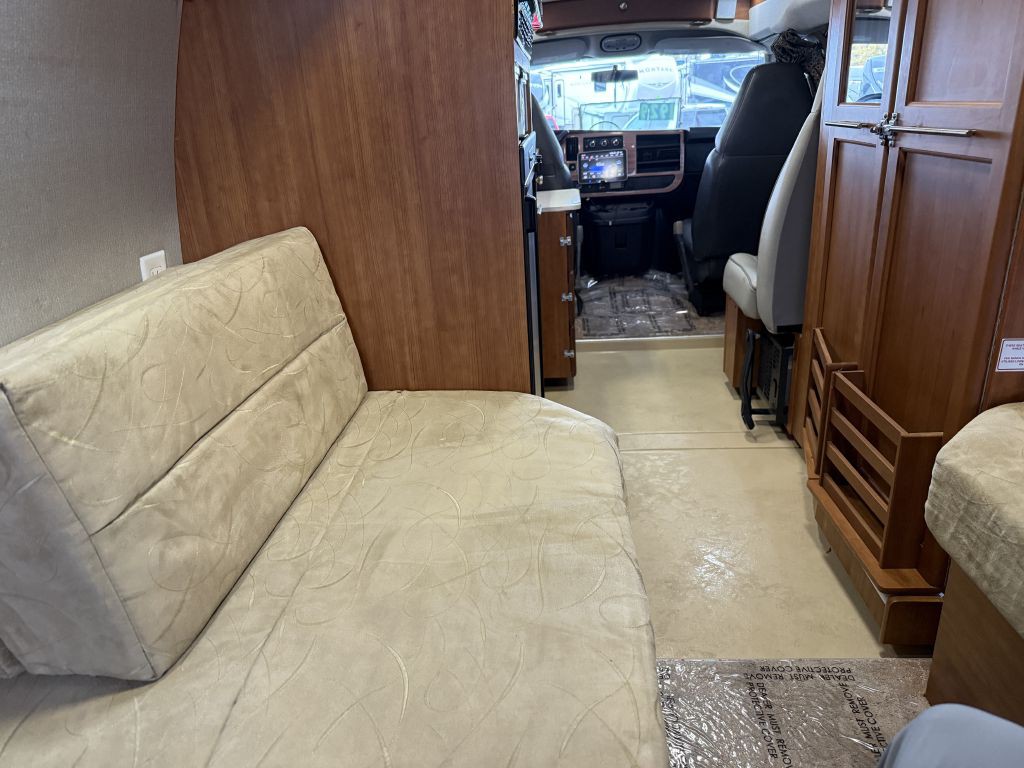 2013 Chevrolet Express Image 57