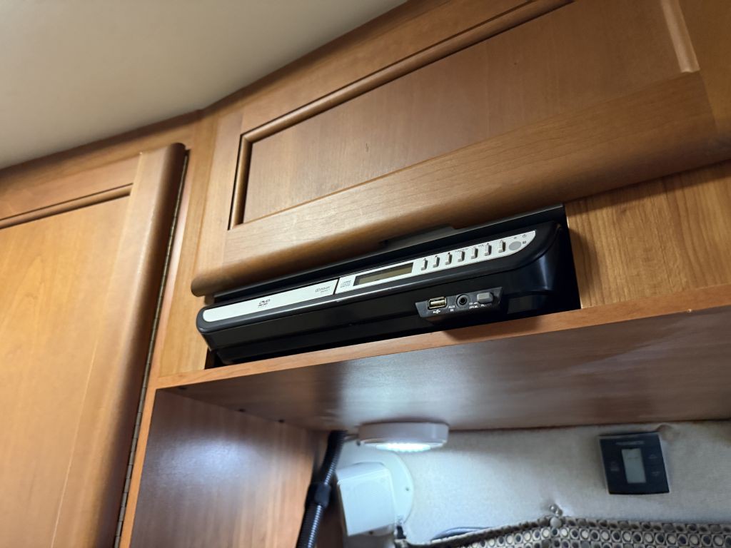 2013 Chevrolet Express Image 58