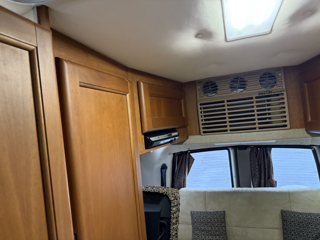 2013 Chevrolet Express Image 64