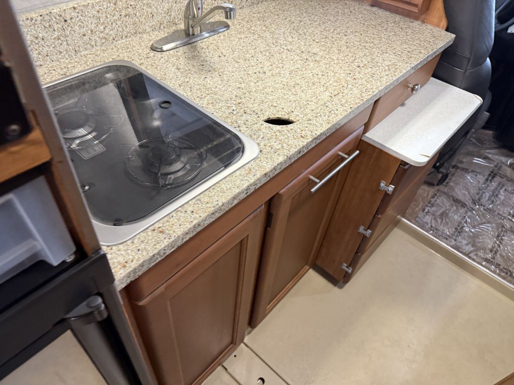 2013 Chevrolet Express Image 67