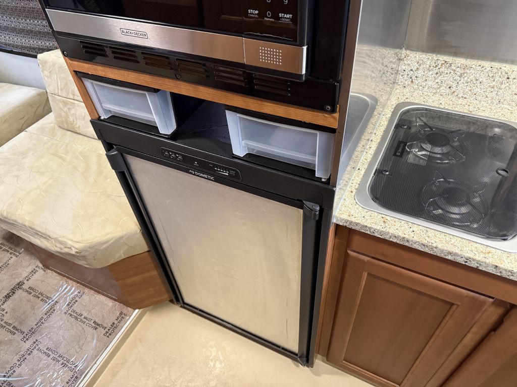 2013 Chevrolet Express Image 69