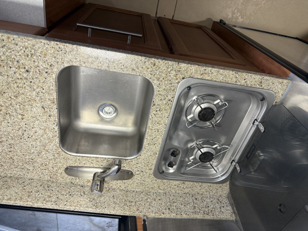 2013 Chevrolet Express Image 72