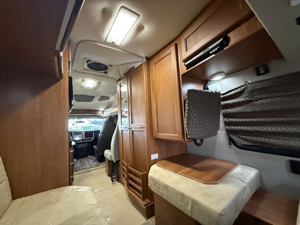 2013 Chevrolet Express Image 83