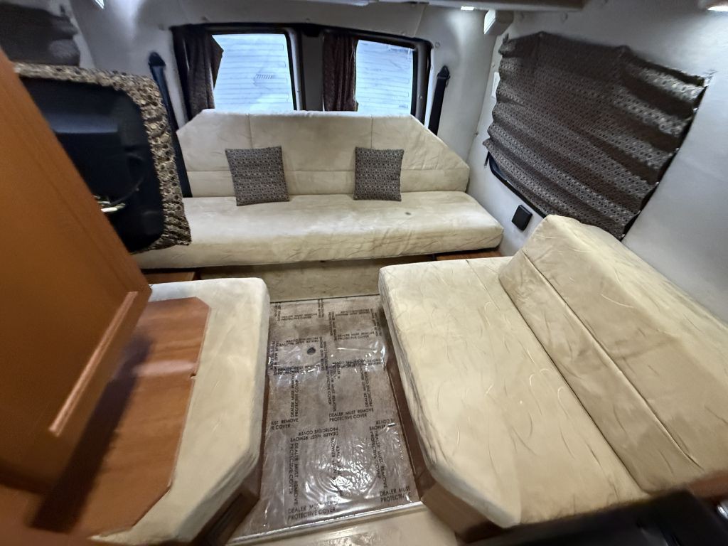 2013 Chevrolet Express Image 84