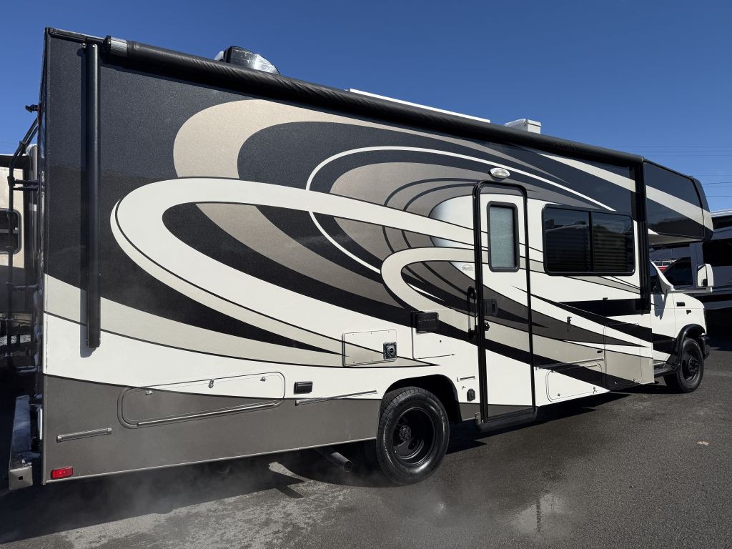 2016 Ford Econoline Image 23